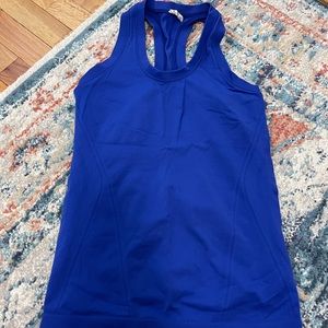 Athleta Momentum Tank